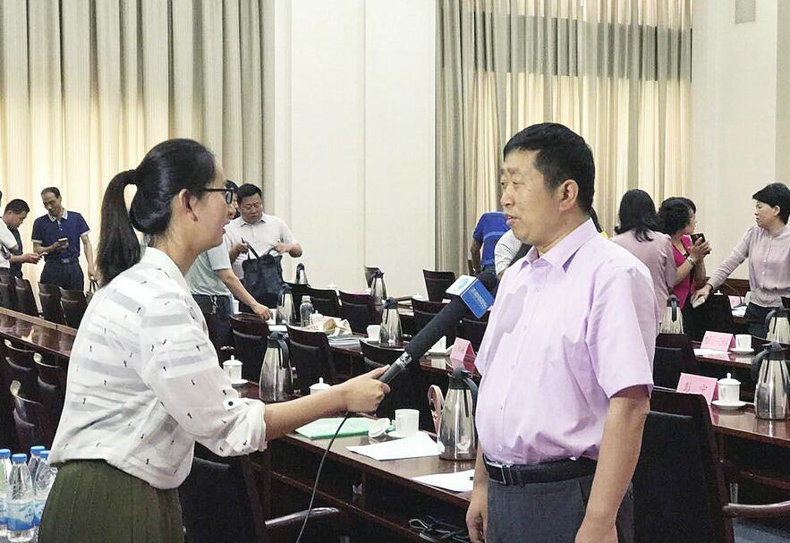 高湘文：打造旅游扶贫协作“济南·湘西”模式