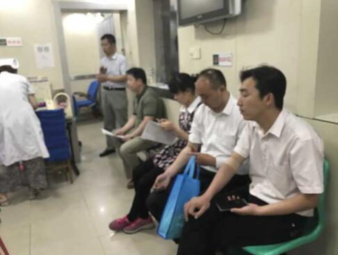 追踪报道：受伤工人今日13:30手术 术后或持续用血 