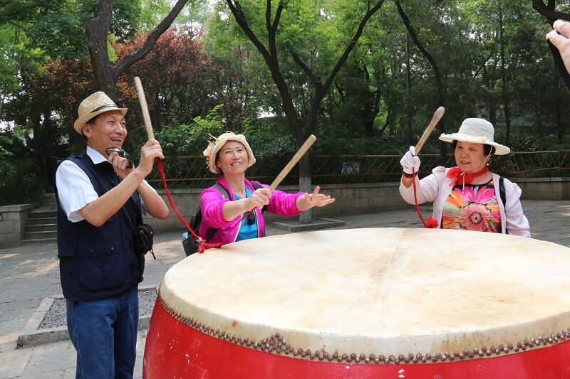 端午千佛山:背《离骚》免费坐索道滑道