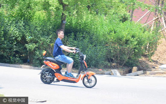 青岛：共享电单车进高校遭尴尬 近半数没人骑