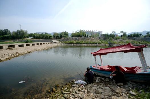 拆除违建农家乐 济南南部山区碧水更秀美