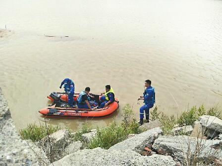 黄河险滩再吃人:俩孩子一前一后蹚水 前面12岁男孩殒命