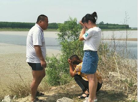 黄河险滩再吃人:俩孩子一前一后蹚水 前面12岁男孩殒命