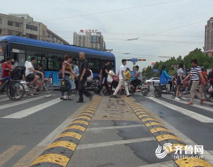 ���ϰ�������Ϊ������ٴ����������˳����뱣·Ȩ