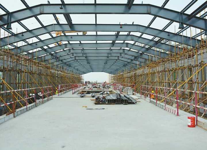 R1线前大彦站正在拆除架手架 近期将可一睹其真容