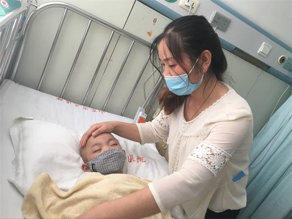 大病致贫出路在哪? 部分药不报销、救助只能保障基本生活