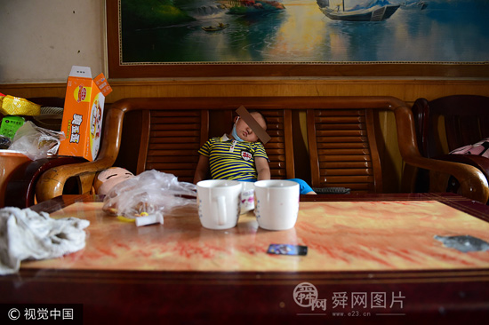 青岛：白血病娃面临第3次复发 爷爷不敢告诉狱中爸爸