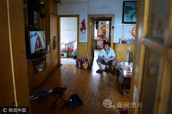 青岛：白血病娃面临第3次复发 爷爷不敢告诉狱中爸爸