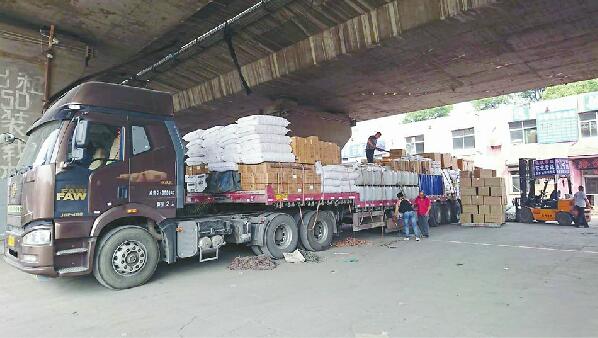 二环北路综合整治百日行动 高架桥下41家物流公司本周内搬离