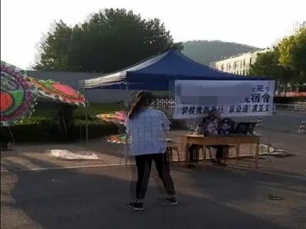 济南女大学生疑因减肥身亡 专家提醒：很多减肥药含有害成分