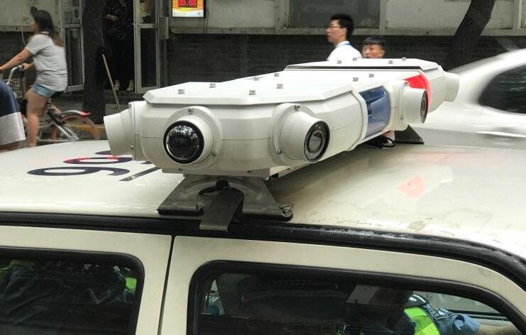 济南：“七眼神器”抓拍神器已上路 两分钟抓拍上百违法