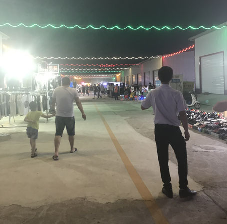 承诺两年不收费 济南环联东方商贸城今年却收后年的费用