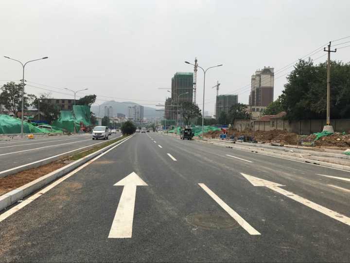 ��ͷ·��ͨ�ˣ�����·ֱͨ˴��·