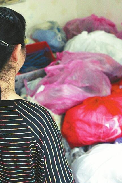 放弃袜子店欲转战电商 店铺拆违后济南一名小店主的47天 