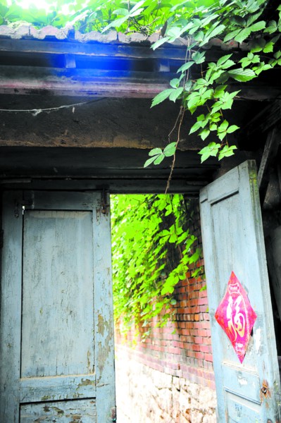 斜马路拆违76岁梨花公馆露真容 五户人家在此居住多年