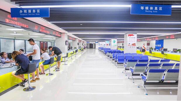 社区探新风 路口看文明 全国网媒深入“最后一公里”看济南创城新做法 