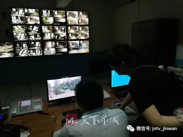 女子济南街头遭遇“无影手”包中4000多元手机瞬间被偷