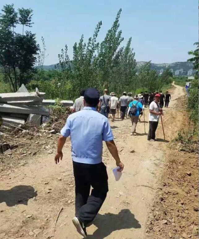 寻人!高温天里 74岁老人游蟠龙山失踪