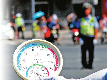 市“两办”督查高温作业场所 落实防暑降温措施