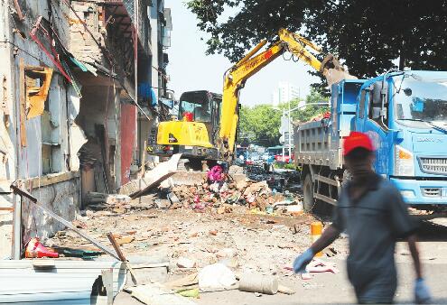 济南广智院片区百余处违建拆除 十几年脏乱差顽疾一朝根治