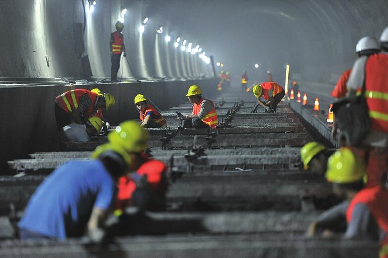 济青高铁青阳隧道提前贯通 届时济青间最快1小时可达
