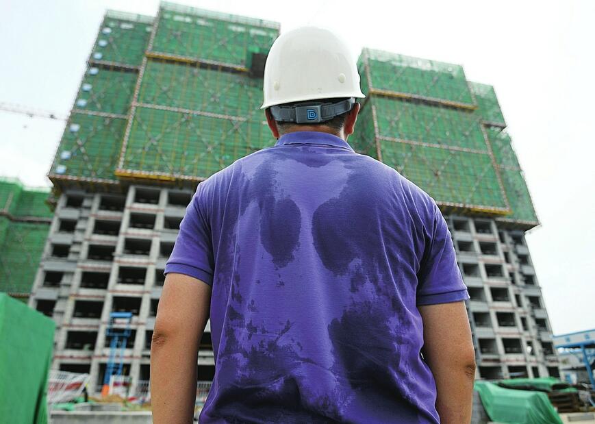 为泉城百姓安居为城市发展 他们用汗水浇筑城市之美