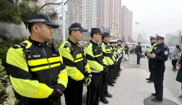 济南“路口革命”再上人民日报 交警治理升格成全民行动！