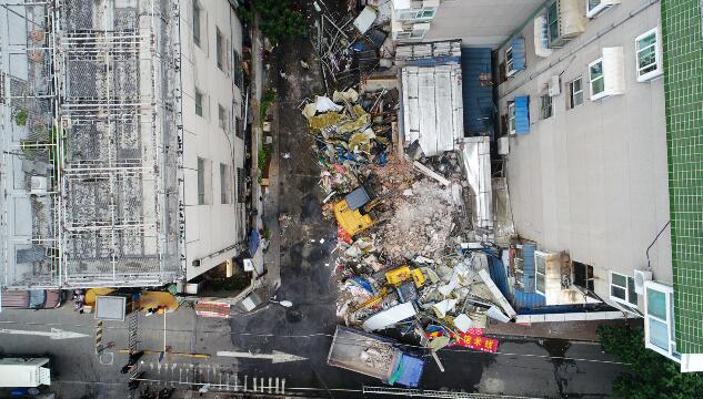 济南:74家居民楼餐饮店拆除 恢复阳台昔日原貌