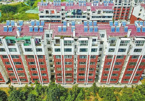 雍景豪庭小区违规加盖房产证难产6年 开发商济南三北