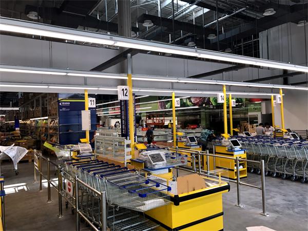 ���ϣ����������ʩ����β �����µ�Ӫҵ