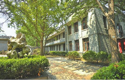 ���ϡ���ҵ�رꡱ����ʷ���ӱ��ݷ��굽�ۺ���