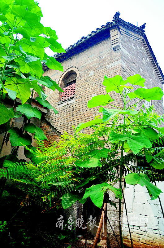 古楼已两三百岁隐身章丘城中村 曾有人出万元买楼梯