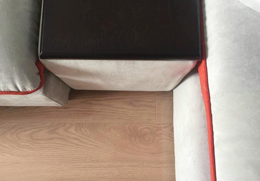 济南市民购买顾家沙发几与沙发不同宽 要求重作遭拒绝