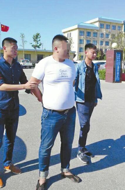 “济南首恶”落网记 去年以来120个黑恶势力团伙被端