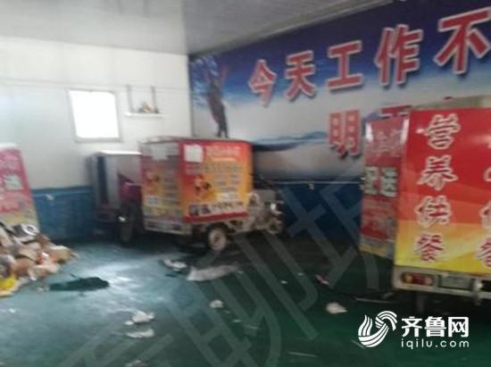 聊城外卖小哥爆料一餐饮店“脏乱差” 食药监：已查封