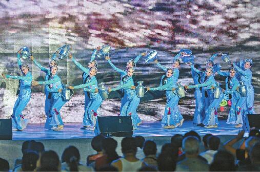 泉水节群众大联欢不出家门也能看！下载“爱济南”客户端就能看直播