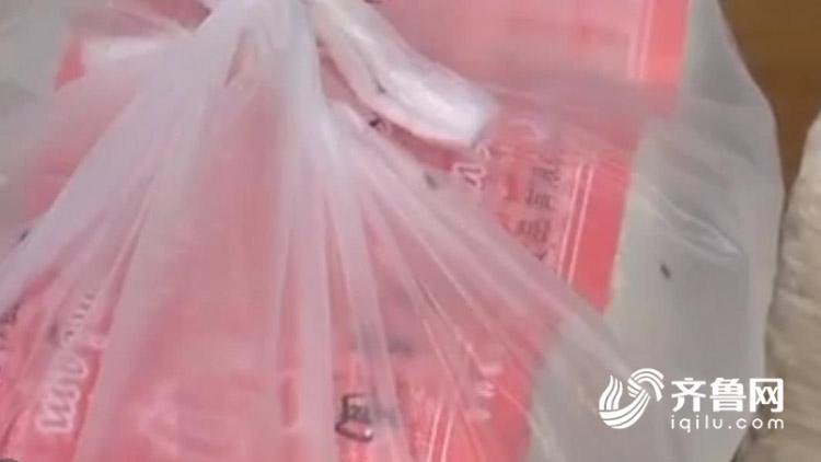 冰箱里爬蟑螂，挂面存3年！德州突查一家正做饭的幼儿园