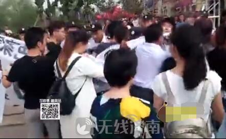 文体用地成了变电站 济南融汇城小区业主称被开发商骗了