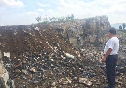 荒山遭倾倒上万立方米拆迁垃圾 东区街办:用于填补山坑