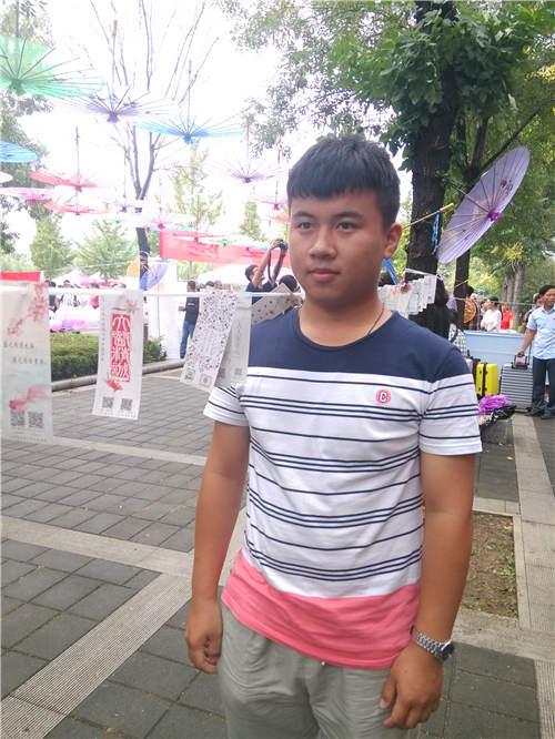 免费医学生：五年可节省5万多元 违约须退还教育费用