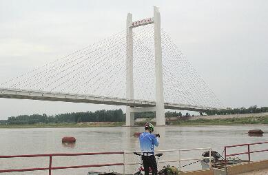 一位外地媒体人眼中的泉城：城市有温度 市民素质高