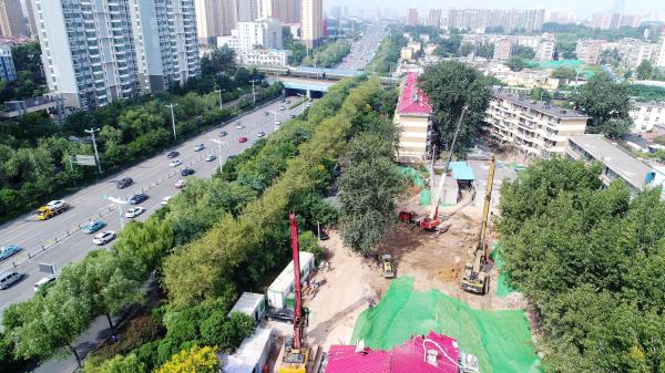 济南：“孤岛式”棚户区开拆