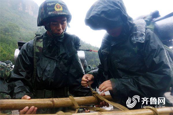 山地捕歼、30公里奔袭！枣庄武警特战队员上演现实版战狼