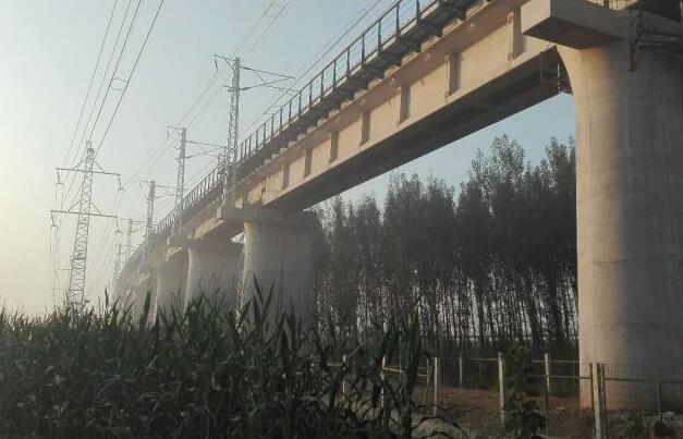 ​ʯ�ÿ�ר������������ ���ڡ������ĺᡱ����ר��Բ���չ�