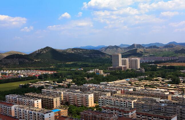 ���Ϲ������й�100��