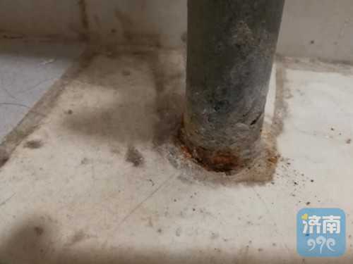 长清建邦原香溪谷小区新房遇保修难题 漏水仨月无法修