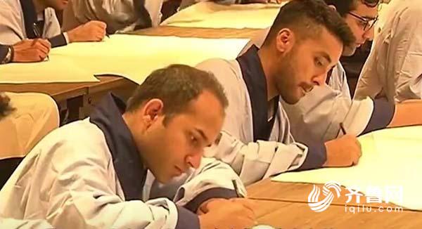 第八届世界儒学大会百余场研讨：用儒家文化讲好中国故事