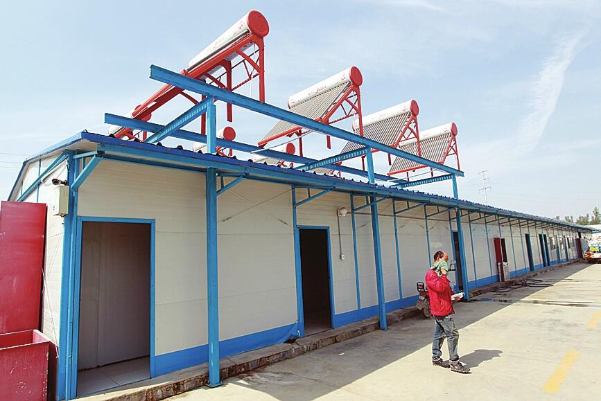 创城新变化：穿衣戴帽各有一套 建筑工地模样变俏