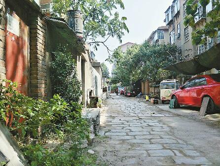 创城新变化:天桥环卫主动援手挑担子 破产企业宿舍颜值更清爽