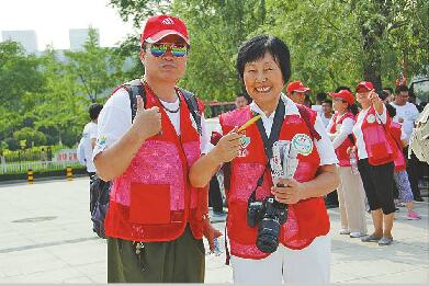 【创城新变化】聚小爱 传大爱 旅游啄木鸟：啄出一片文明天空